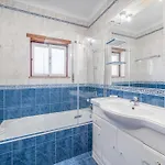 Apartamento Peaceful Near The Center #1977